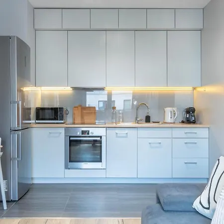 By The River Point Apartman