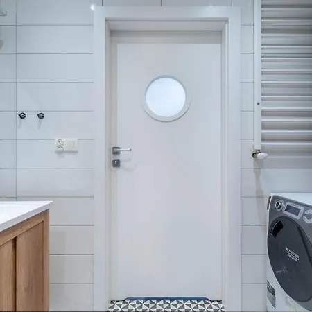 Апартаменты By The River Point